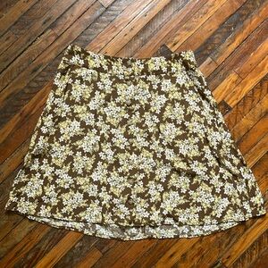 Vintage 90s Liz Claiborne Brown Rayon Floral Mini/Skater Skirt with Pockets